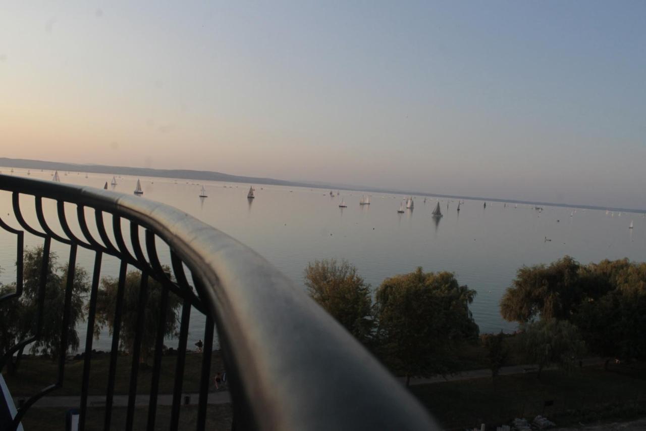 Vízparti Apartman Siófok Esterno foto